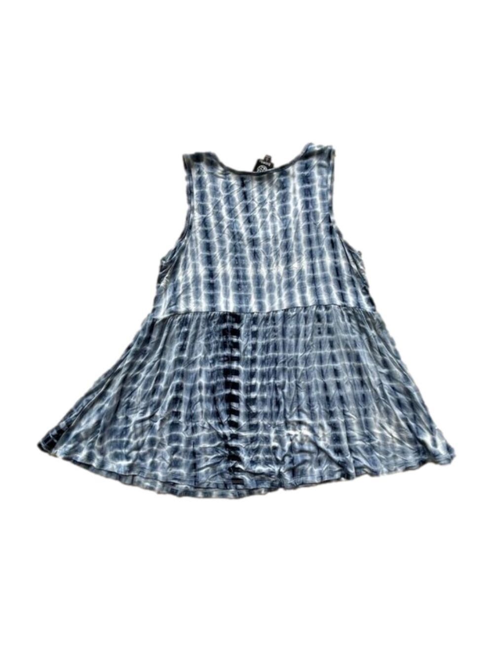 Blue and White Tie Dye Bobeau Yoga Swing Tank, Size Large - Picture 9 of 10